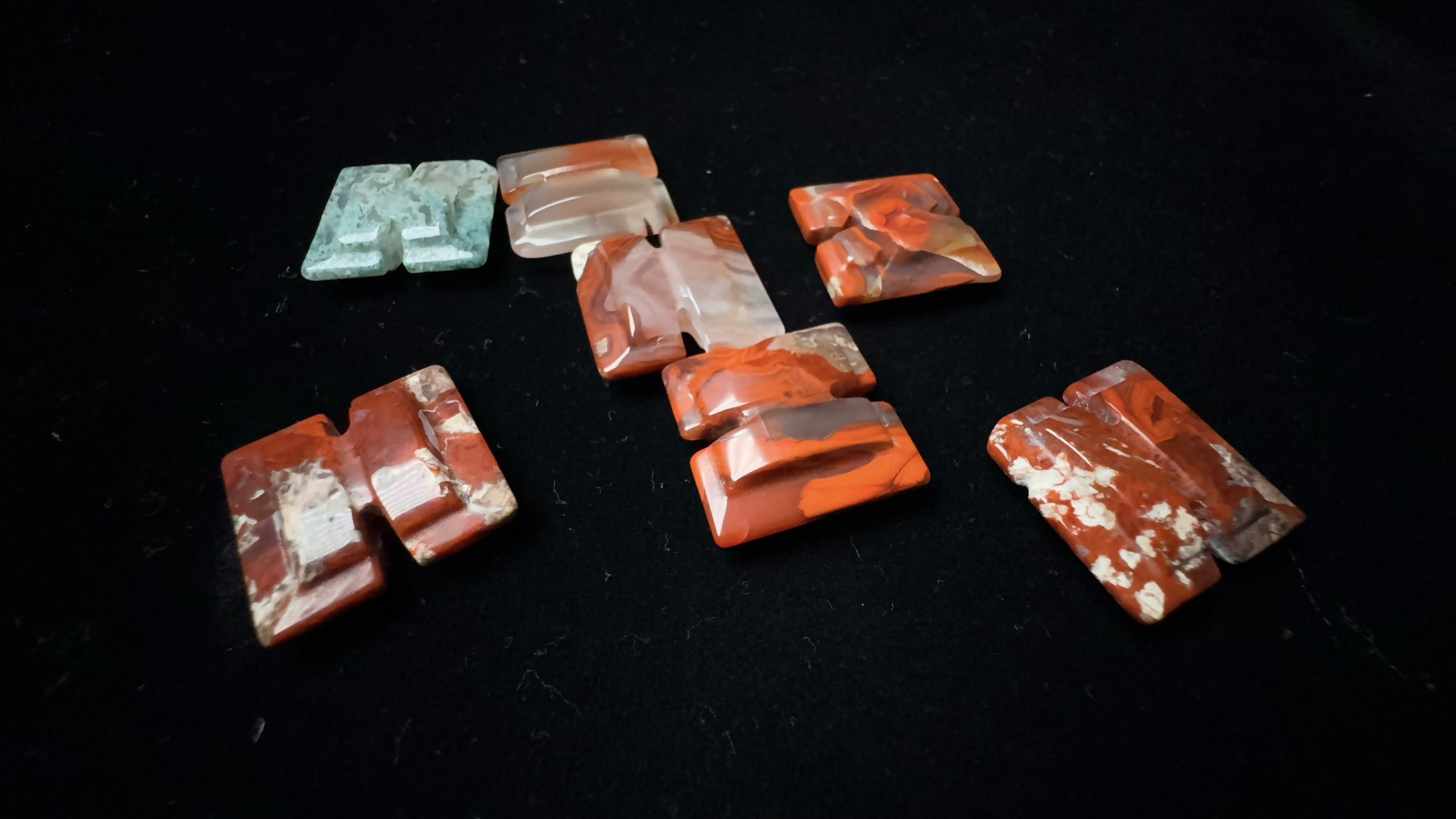 玛瑙工字佩一组